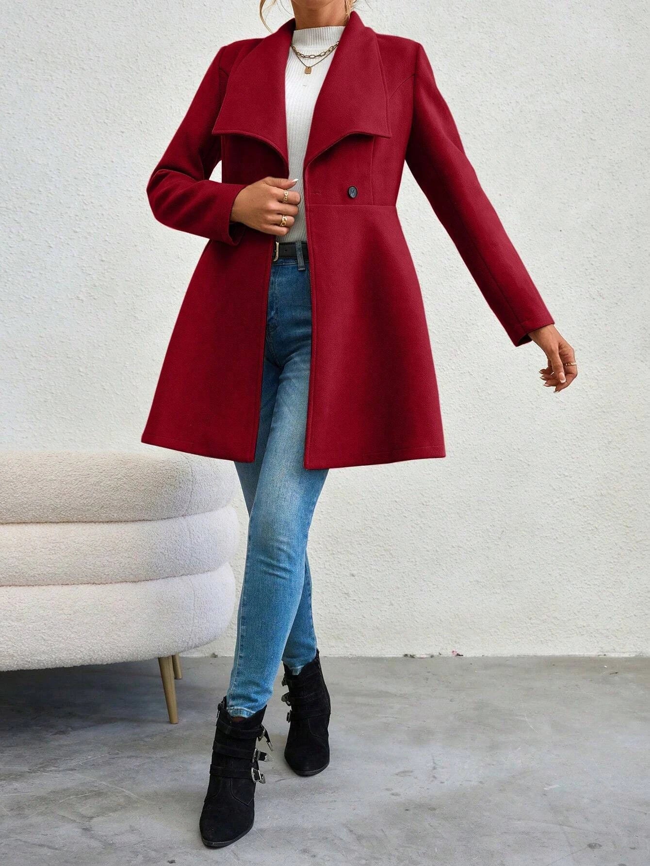 Eleganter Damen-Wintermantel – Zweireihiger Mantel mit Revers & Knopfleiste